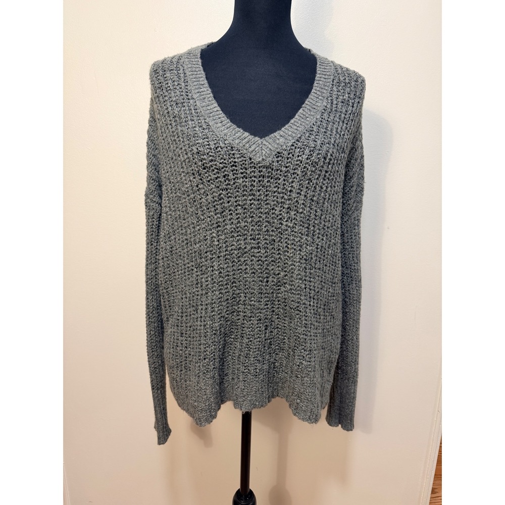 Aeropostale Sweater Medium V-Neck Pullover Grey Open Knit Long Sleeve Marled